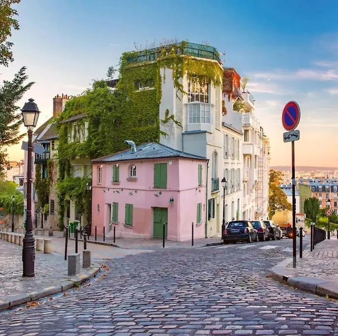 Relax In A Stylish Flat In Montmartre * Paris